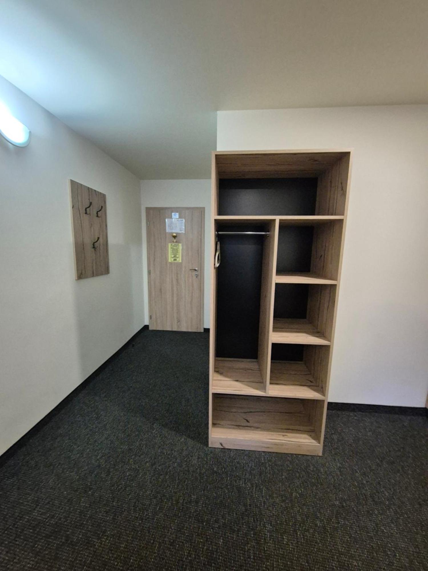 Стаи За Гости "Централ" Фамилни Стаи & Апартаменти Gabrovo Chambre photo