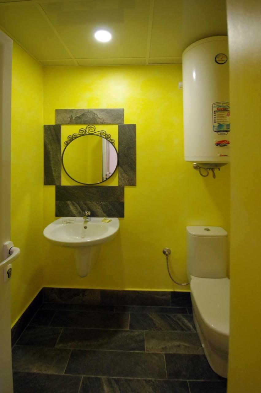 Стаи За Гости "Централ" Фамилни Стаи & Апартаменти Gabrovo Extérieur photo