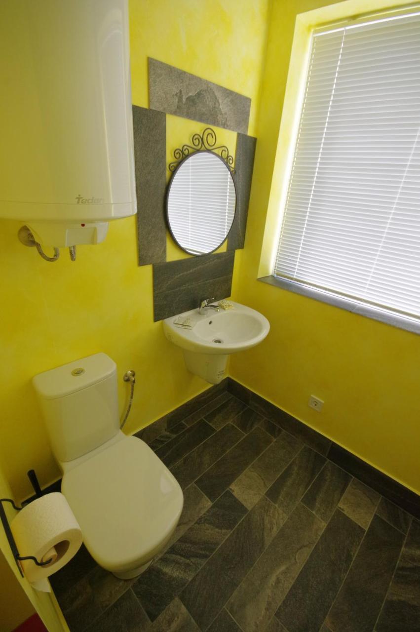Стаи За Гости "Централ" Фамилни Стаи & Апартаменти Gabrovo Extérieur photo
